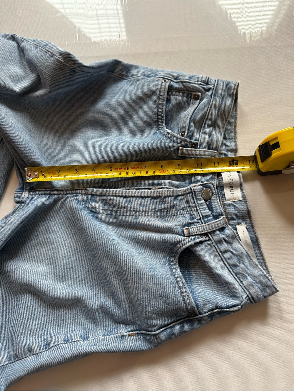 Aritzia Denim Forum High Rise 90’s Jeans - Picture 9 of 13